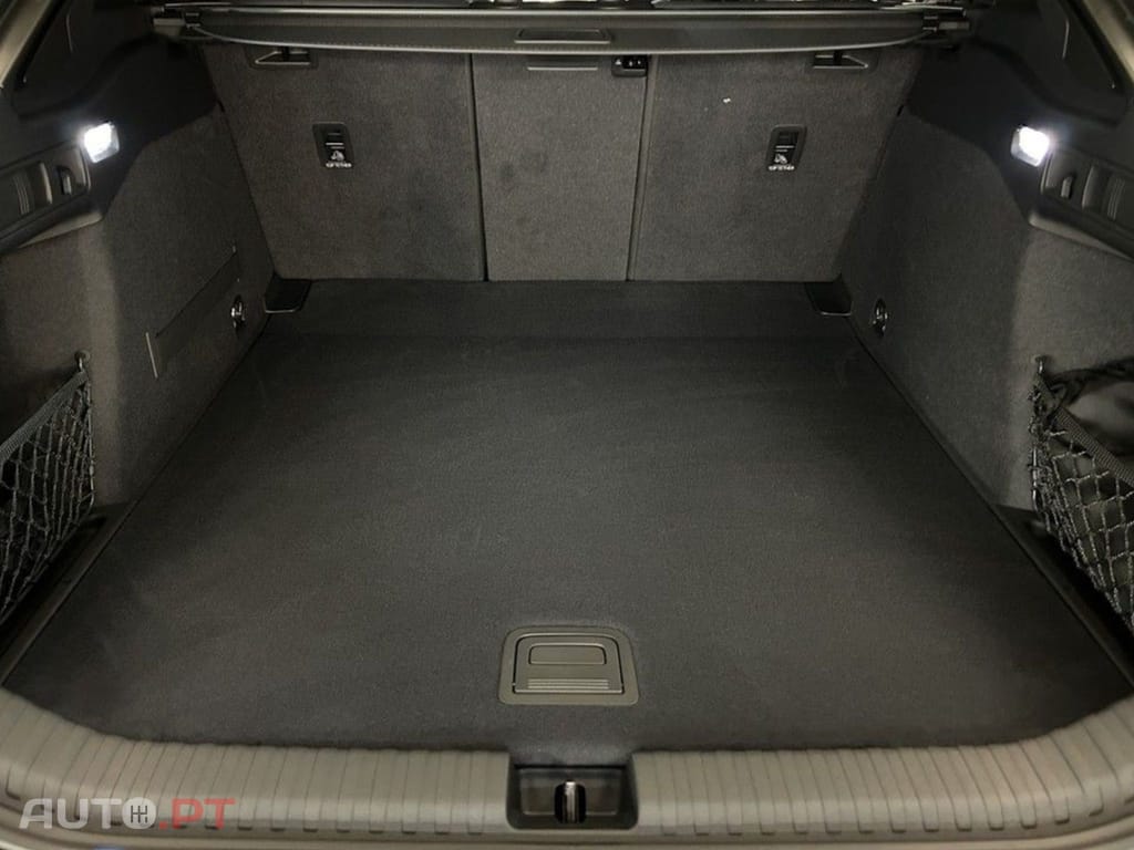 Audi A4 Avant I.V.A DEDUTIVEL  e-tron Avant Performance S line Tech Plus