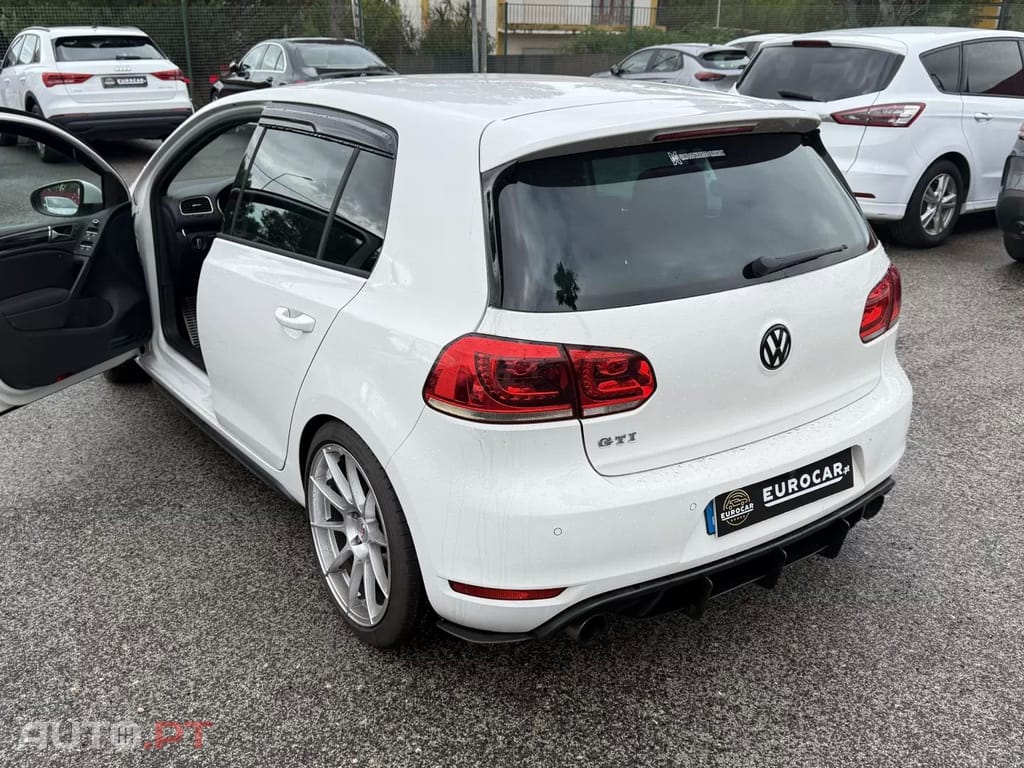 Volkswagen Golf 2.0 GTI DSG