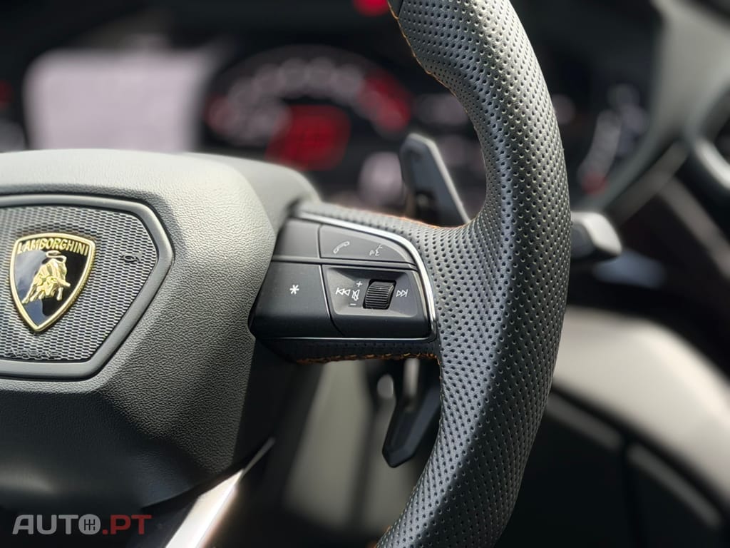 Lamborghini Urus 4.0 V8