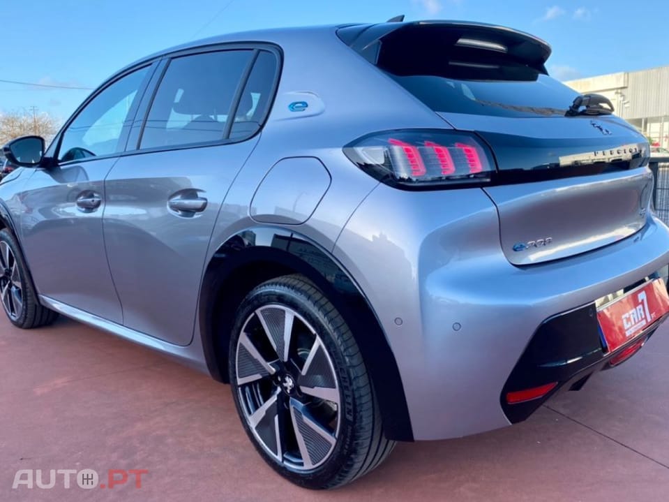 Peugeot E-208 GT Pack
