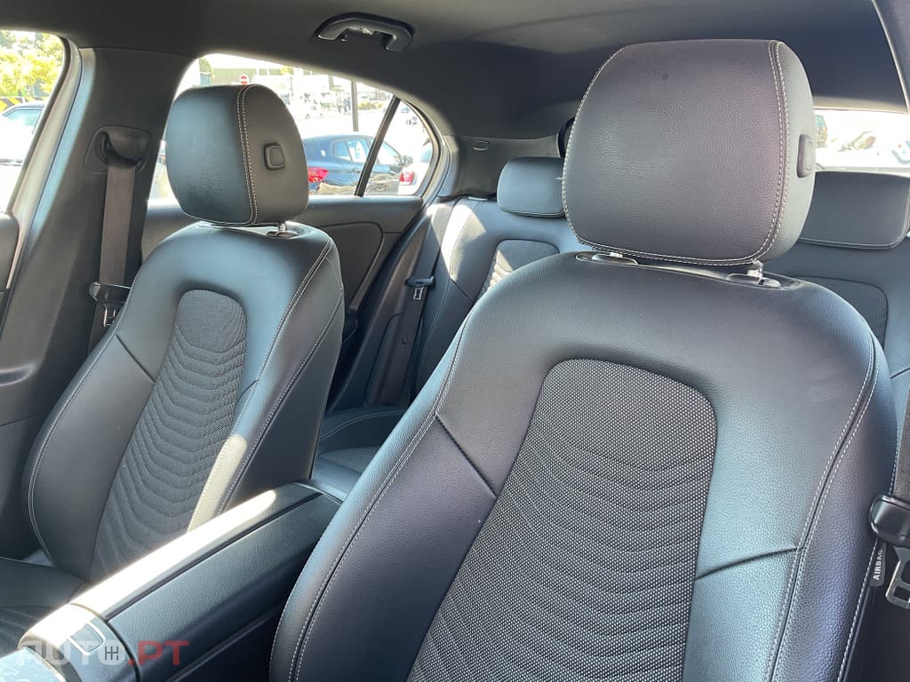 Mercedes-Benz A 250 e Style Plus