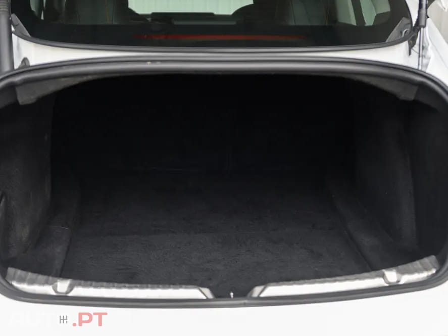 Tesla Model 3 Long Range AWD Dual Motor