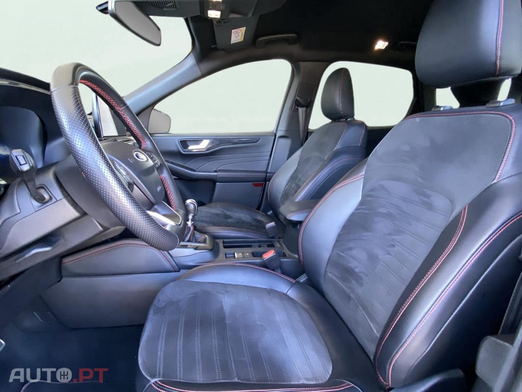 Ford Kuga 1.5 EcoBoost ST-Line