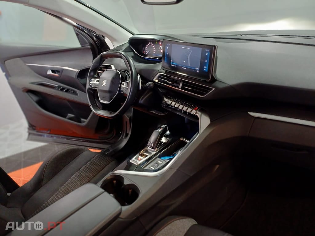 Peugeot 5008 1.5 BlueHDi Allure Pack EAT8