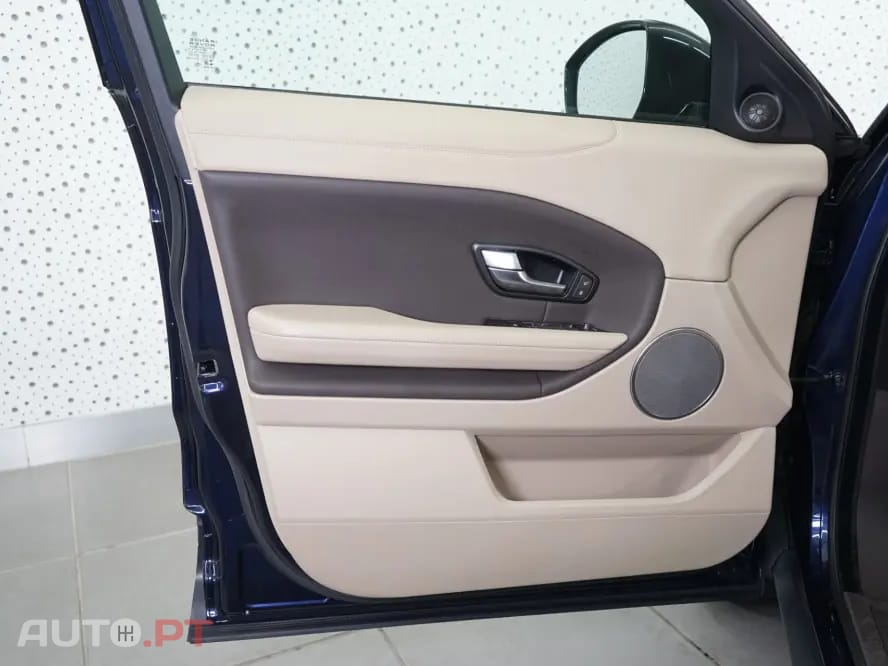 Land Rover Evoque 2.2 TD4 Pure Auto