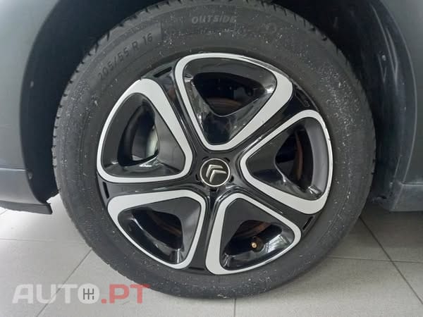 Citroen C3 1.2 PureTech Shine EAT6