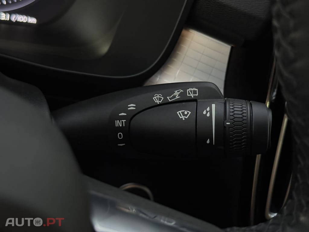 Volvo XC40 1.5 T4 PHEV Plus Dark