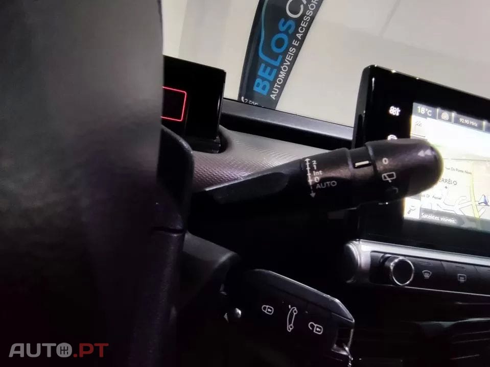 Citroen C4 Cactus 1.2 PureTech Shine EAT6