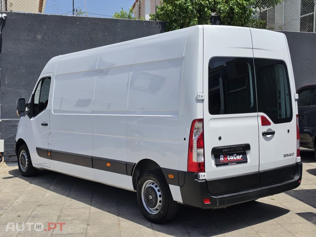 Renault Master 2.3 dCi L3H2 3.5T