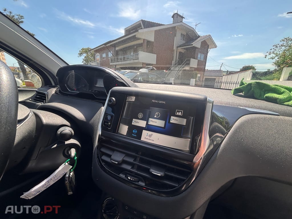 Peugeot 208 1.4 HDi Allure