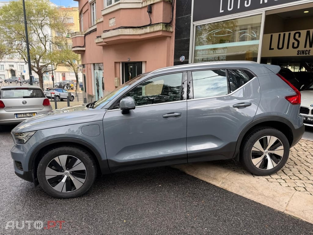 Volvo XC40 T5 Recharge DKG Essential