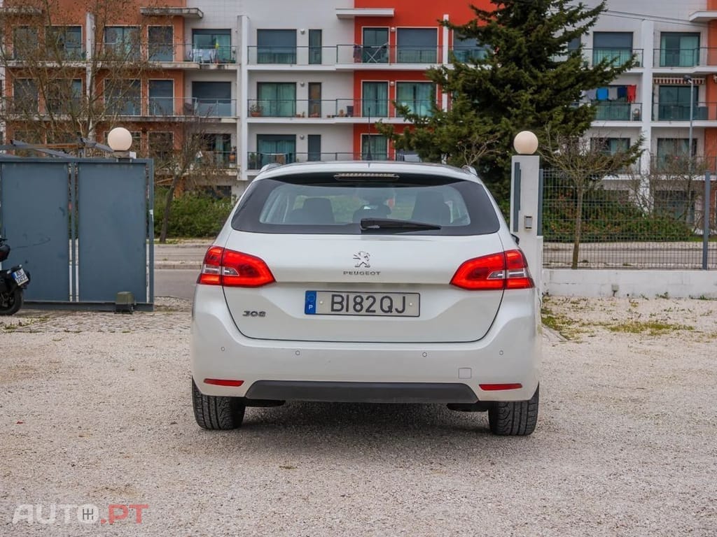 Peugeot 308 SW BlueHDi 130 EAT6 Stop & Start Allure Business-Pack