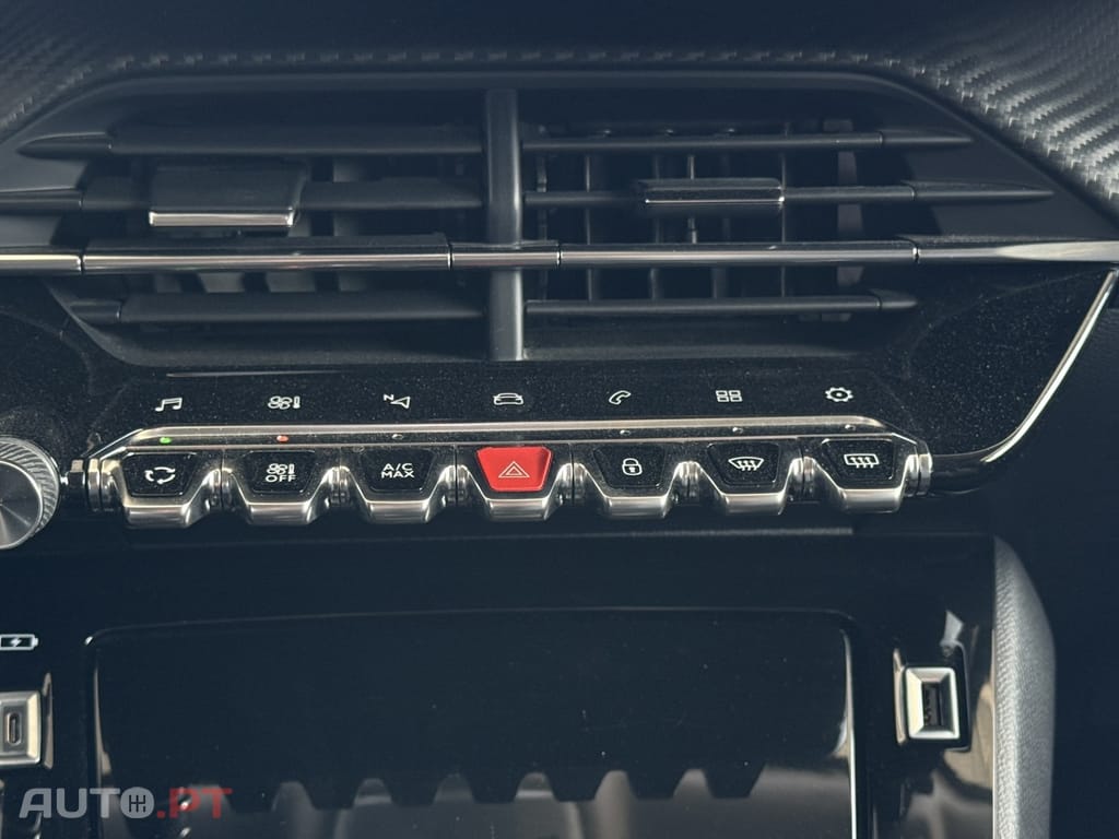 Peugeot 2008 1.2 PureTech Allure
