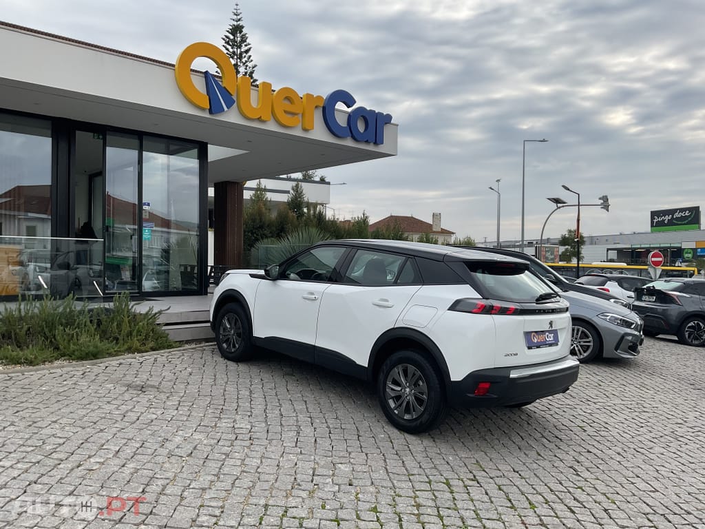 Peugeot 2008 1.2 PureTech Active Pack