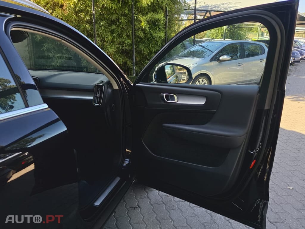 Volvo XC40 T4 Recharge DKG Inscription