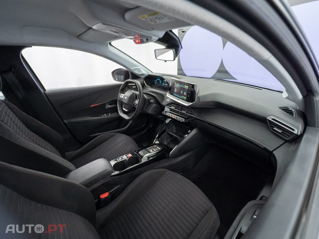 Peugeot E-208 50 kWh Active Pack
