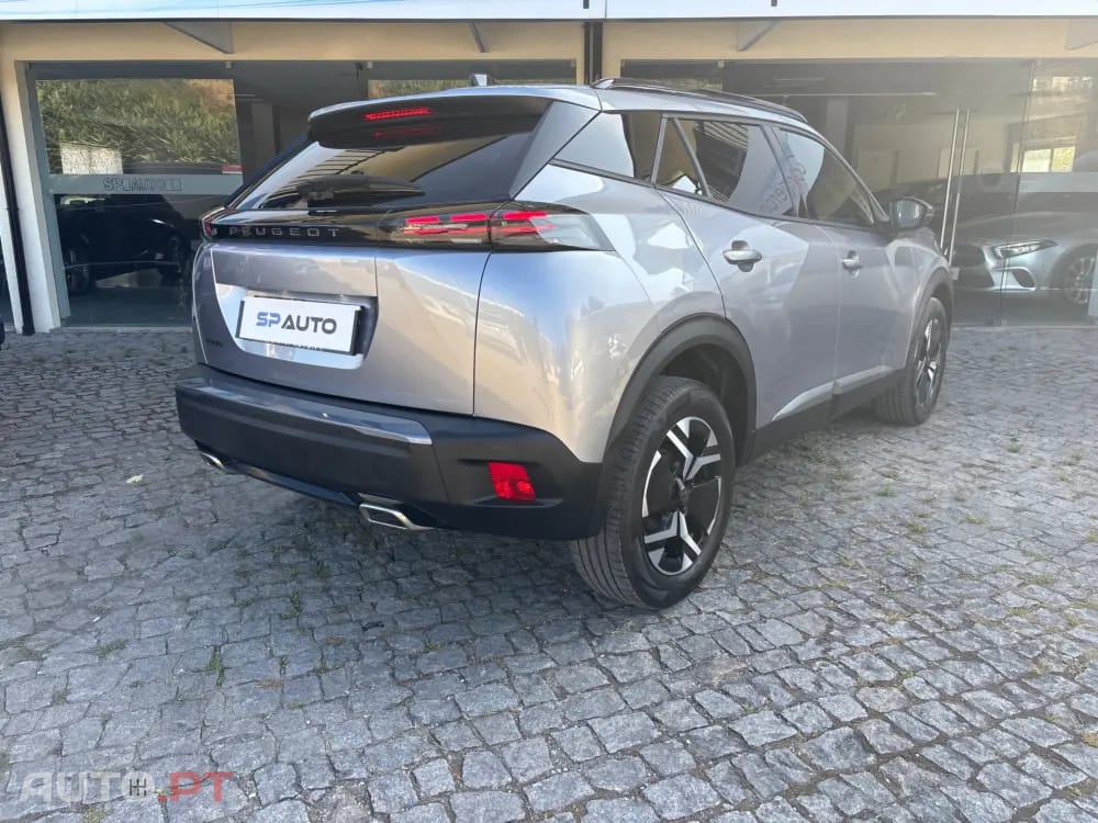 Peugeot 2008 Hybrid 145 e-DSC Allure
