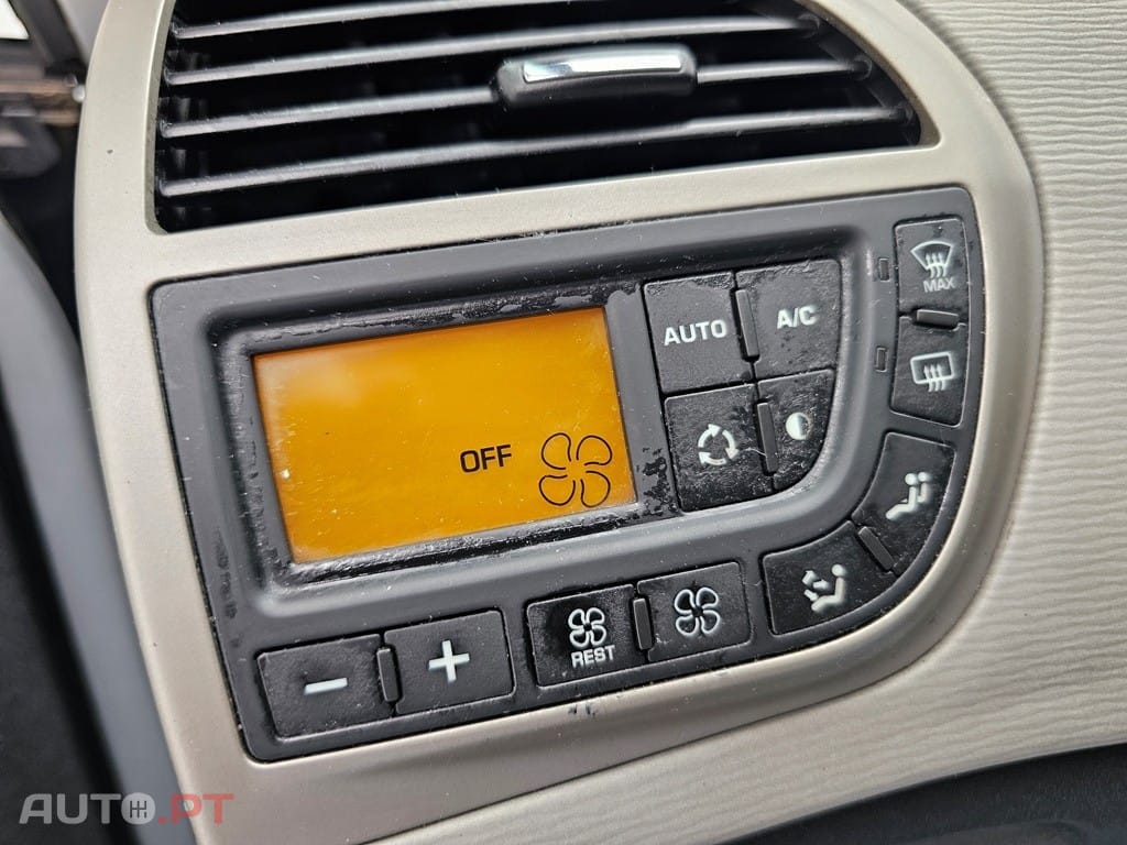 Citroen C4 Grand Picasso 1.6 HDi Confort CMP6