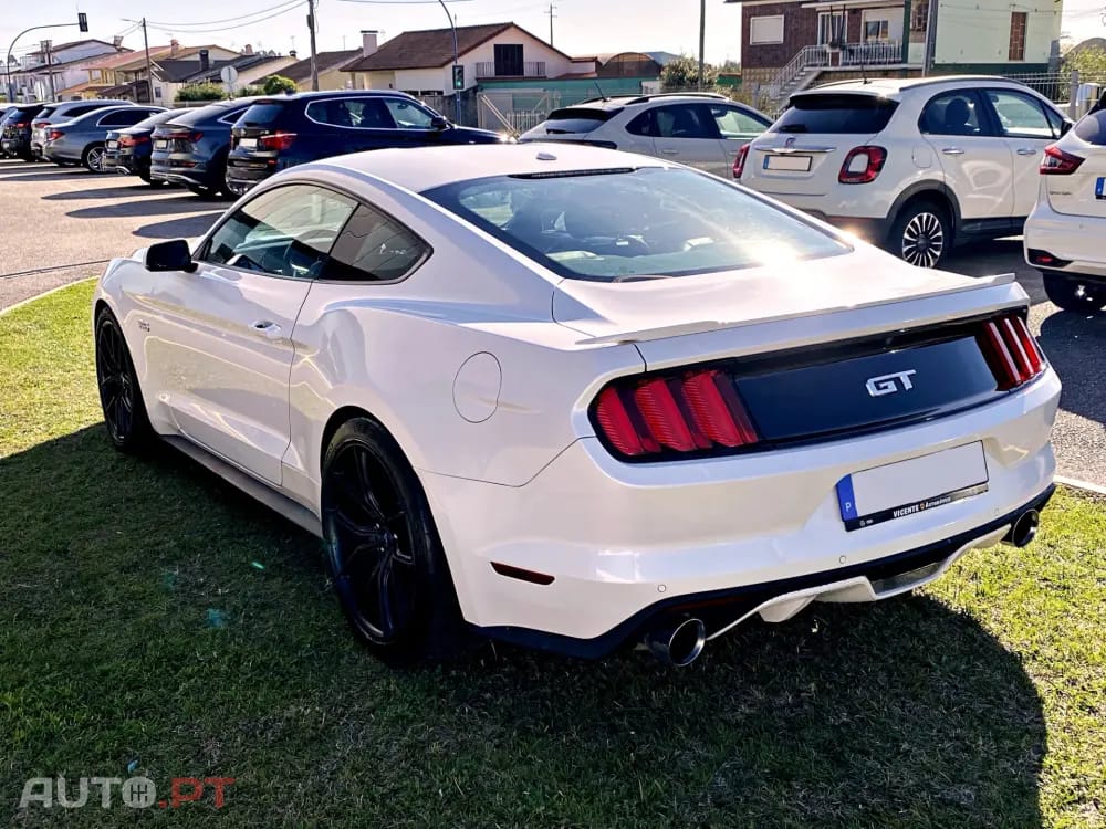 Ford Mustang 5.0 Ti-VCT V8 Aut. GT