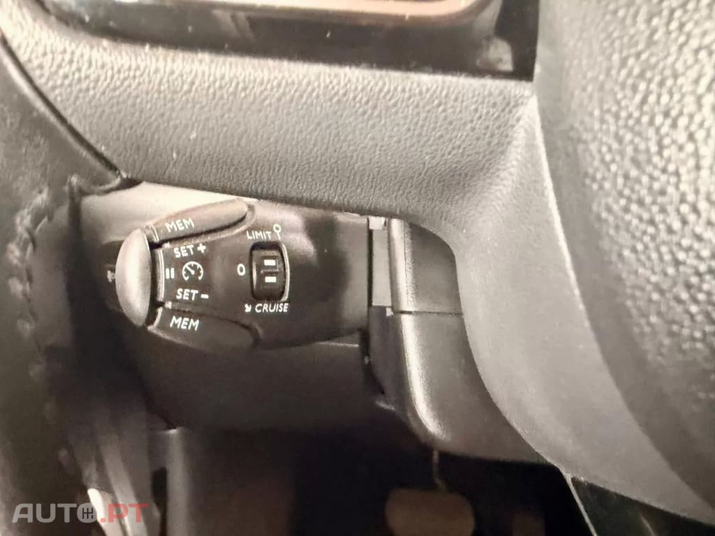 Citroen C3 1.2 PureTech Shine EAT6