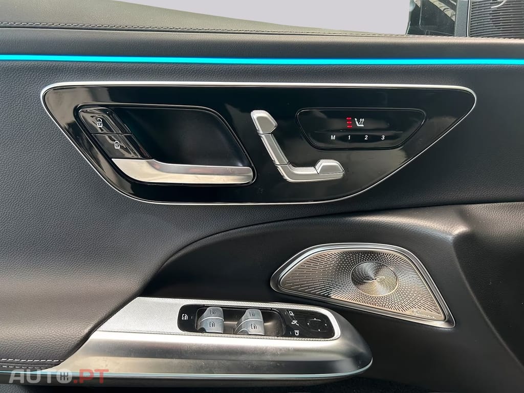 Mercedes-Benz E 220 I.V.A DEDUTÍVEL d T AMG
