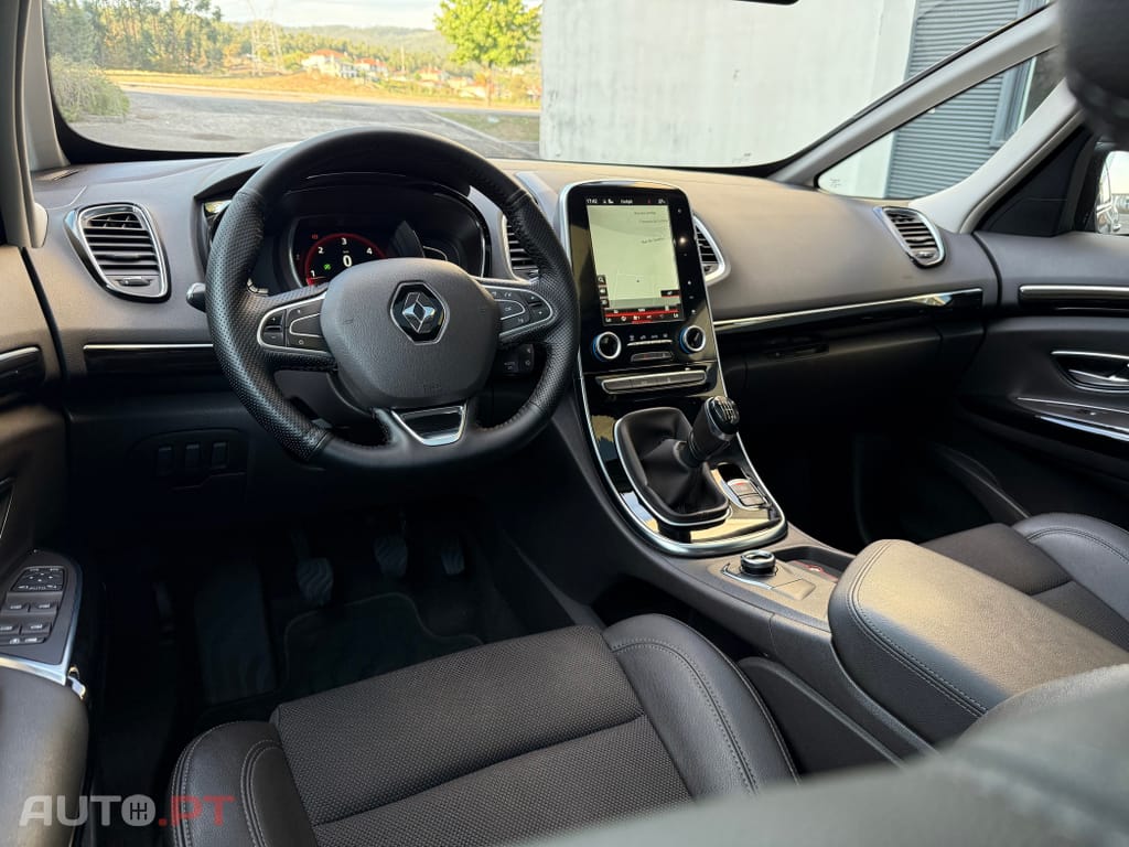 Renault Espace Energy dCi 130 Intens