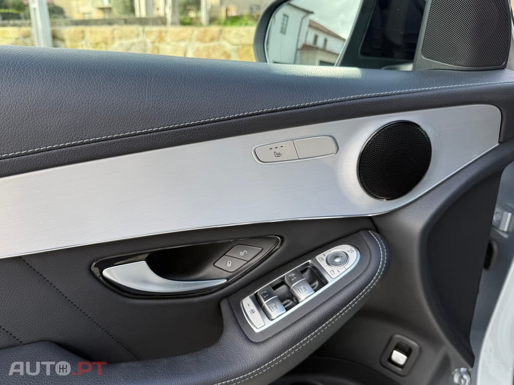 Mercedes-Benz GLC 300 de Coupe 4Matic 9G-TRONIC AMG Line