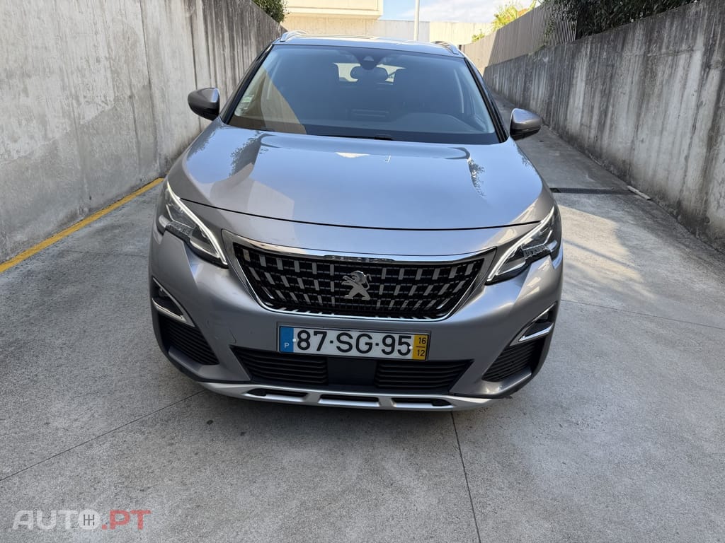 Peugeot 3008 1.2 PureTech Allure J18