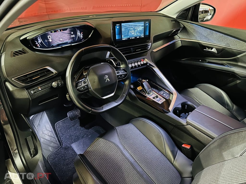 Peugeot 5008 1.2 PureTech Allure Pack EAT8