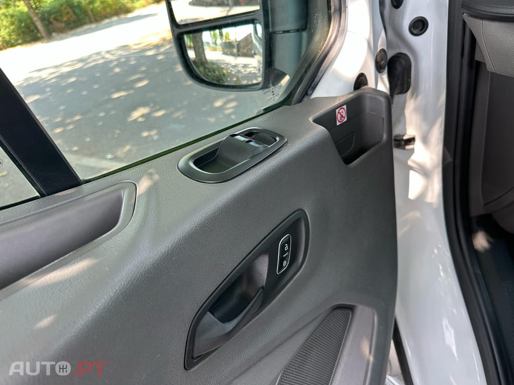Ford Transit 350 L2 2.0 EcoBlue Skeletal Trend
