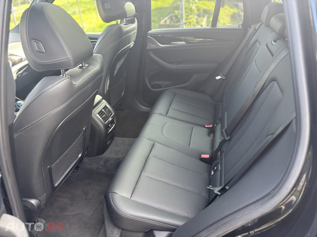 BMW iX3 M Sport Inspiring