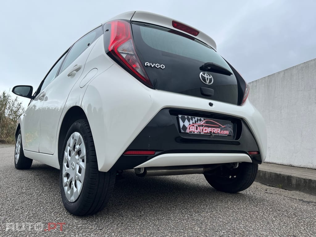 Toyota Aygo 1.0 X-Play+X-Touch