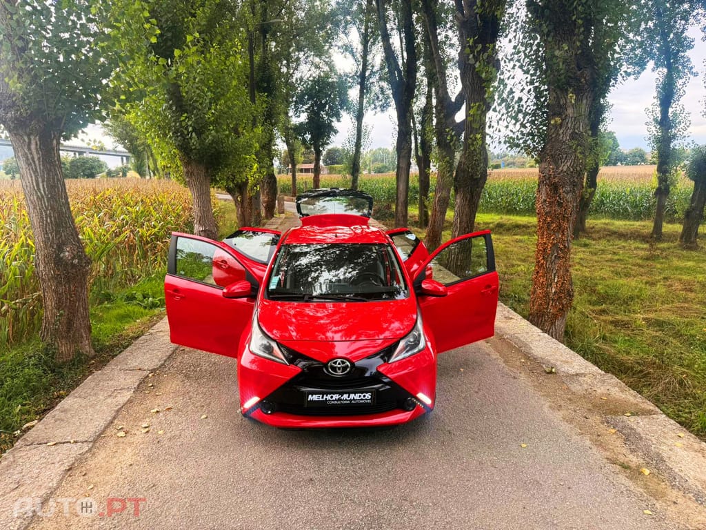 Toyota Aygo 1.0 X-Play+AC+X-Touch