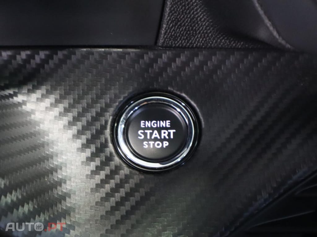 Peugeot 2008 1.5 BlueHDi GT EAT8
