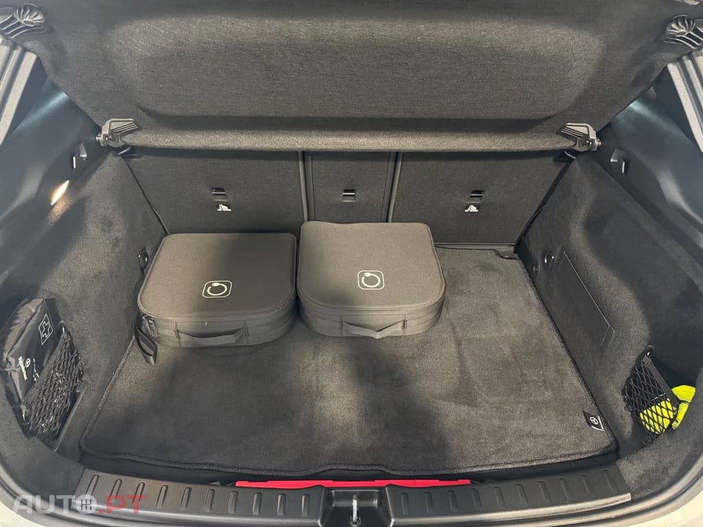 Mercedes-Benz GLA 250 e AMG AdvPlus I.V.A DEDUTIVEL