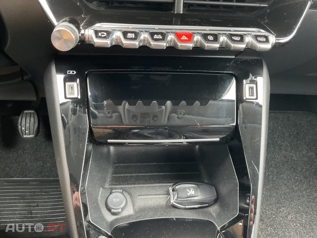 Peugeot 2008 1.5 BlueHDi Allure