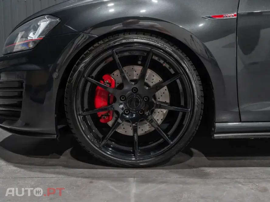 Volkswagen Golf 2.0 TSi GTi DSG Performance