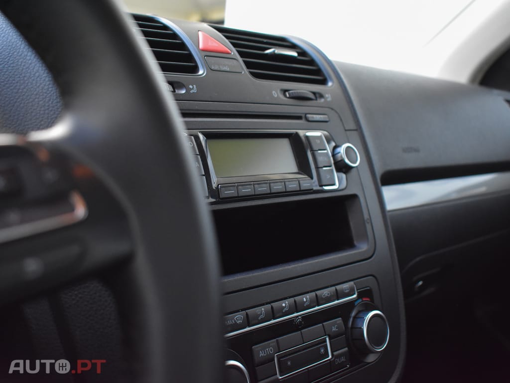 Volkswagen Jetta 1.6 TDi