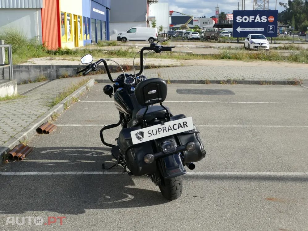 Harley Davidson FLST Soft Tail c/ injeção c/ radiador óleo