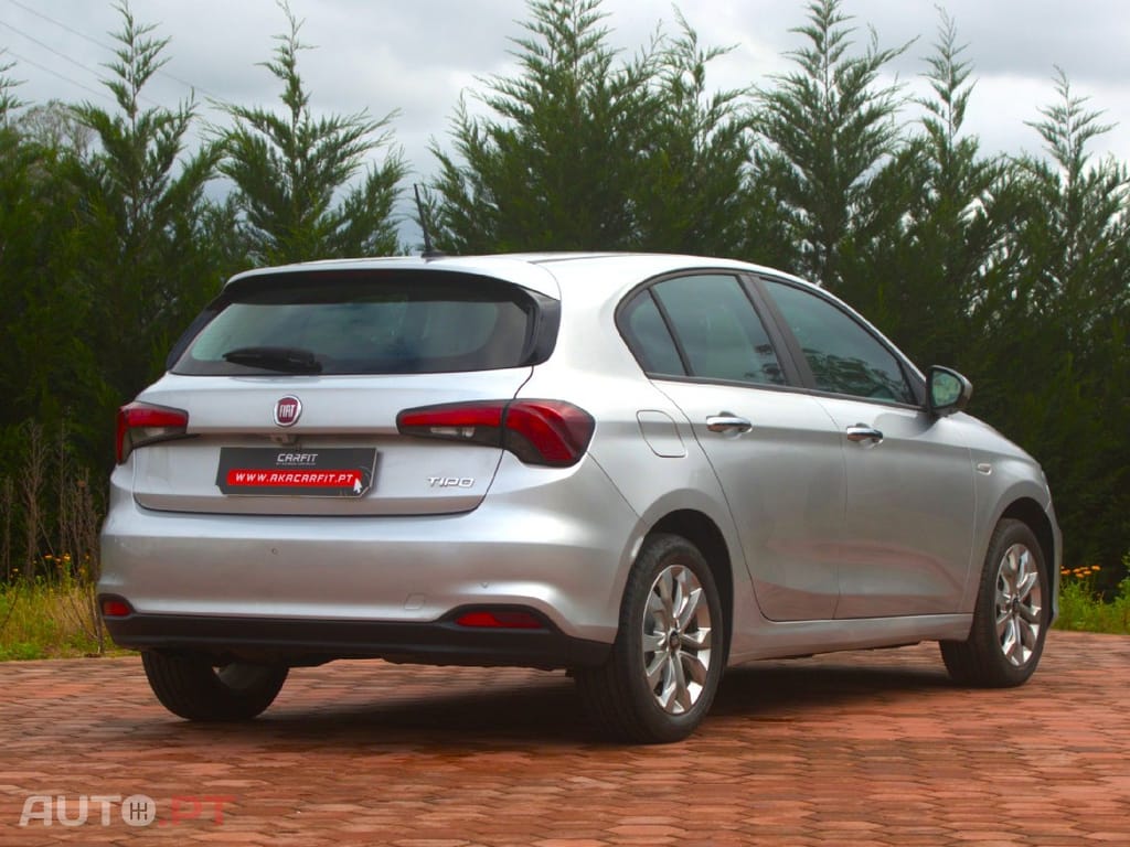 Fiat Tipo 1.3 M-Jet Lounge