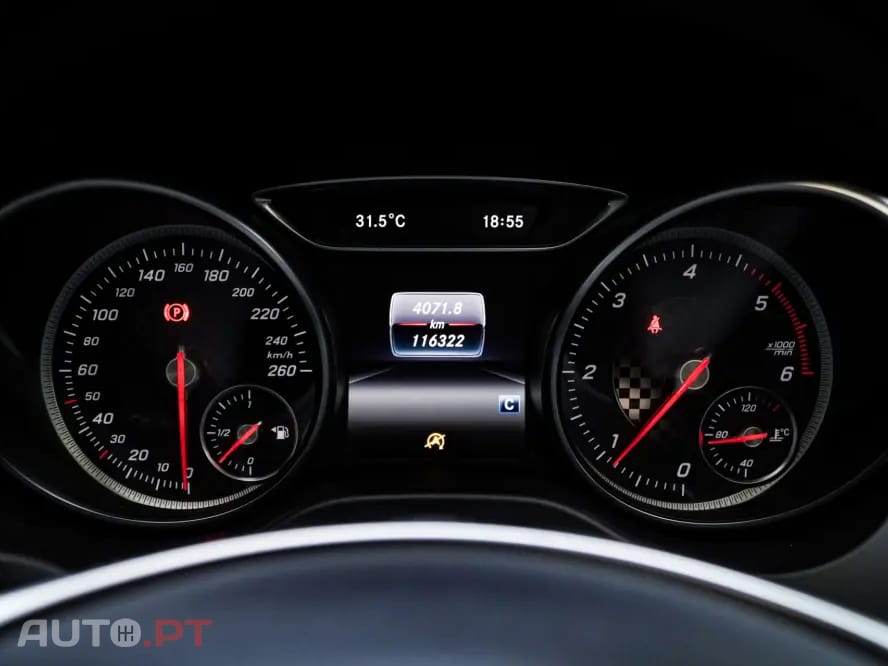 Mercedes-Benz A 180 d AMG Line