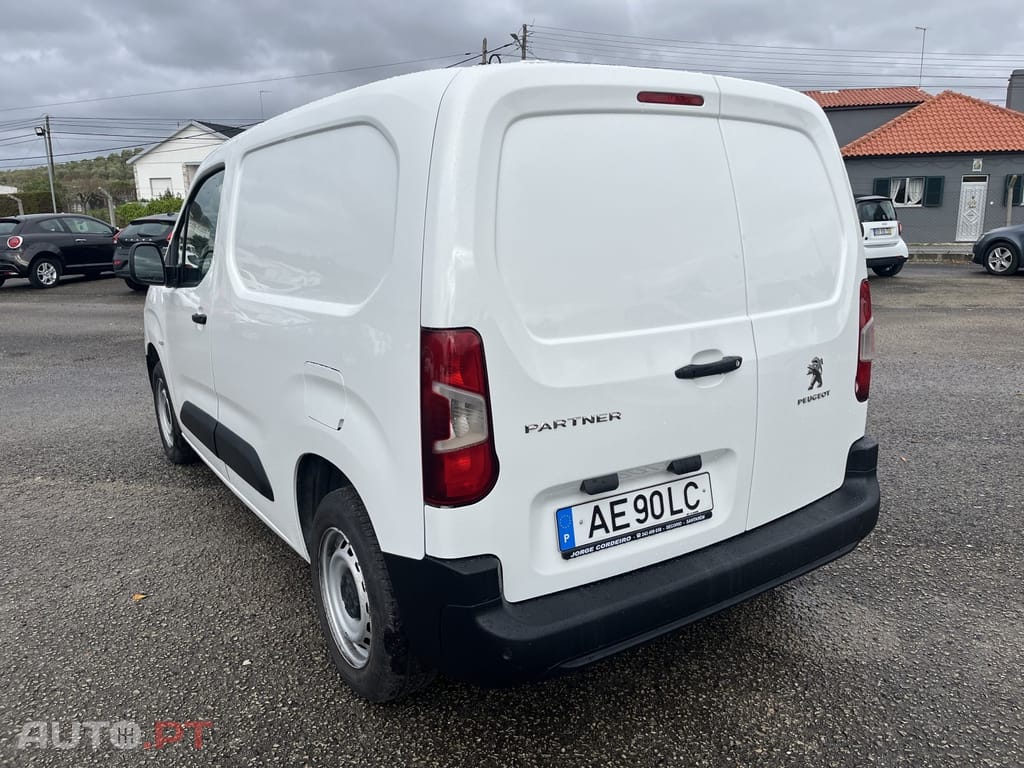 Peugeot Partner 1.5 BlueHDi Pro Standard