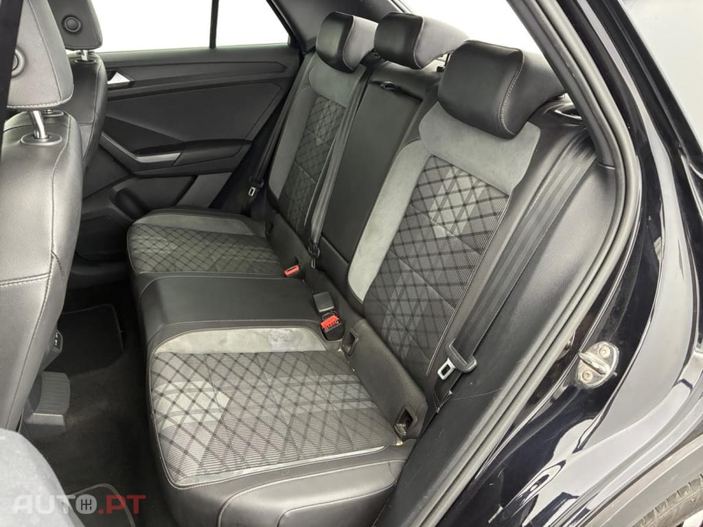 Volkswagen T-Roc 2.0 TDI R-Line DSG