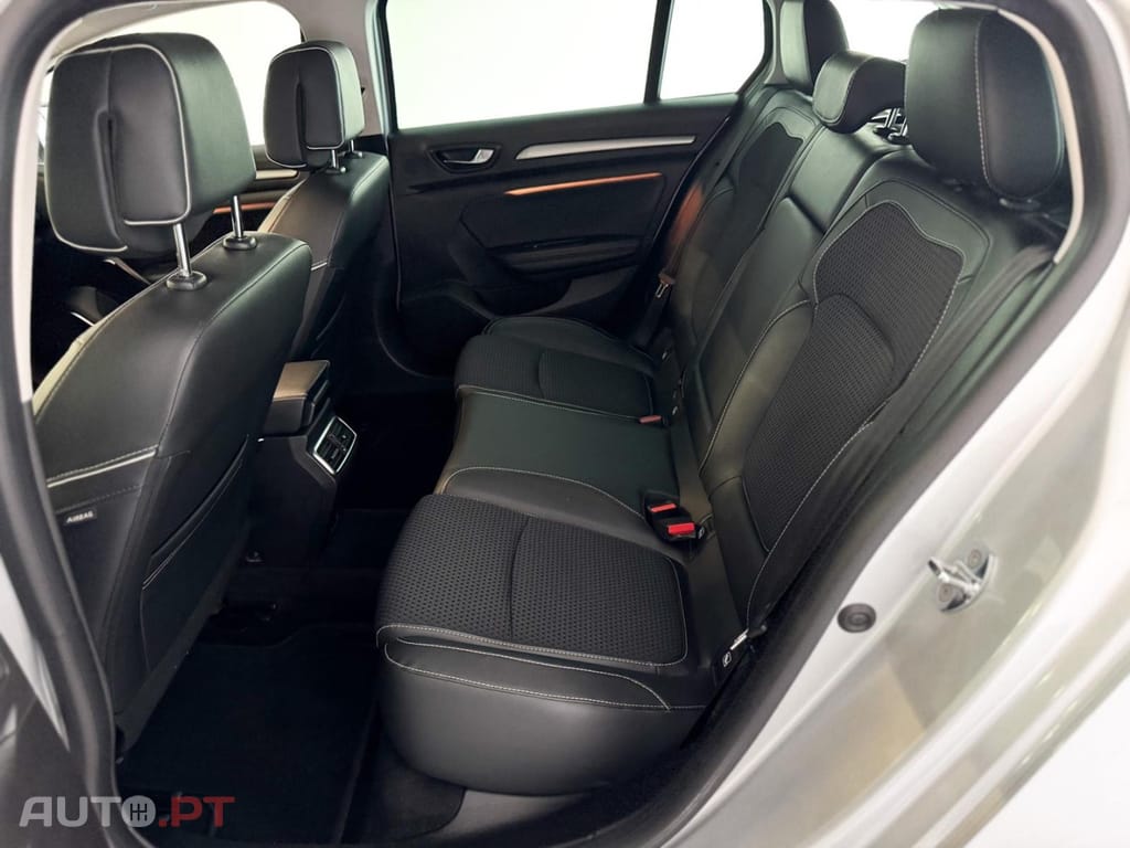 Renault Mégane Sport Tourer 1.5 Blue dCi Bose Edition EDC