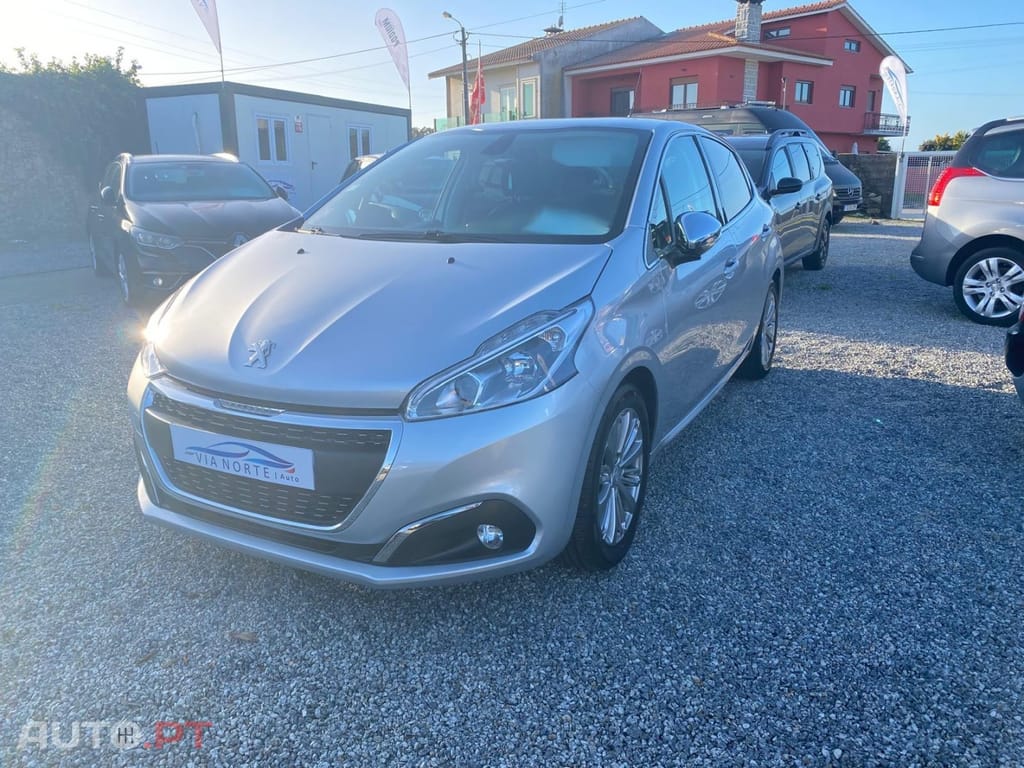 Peugeot 208 1.2 PureTech Allure
