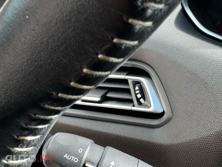 Peugeot 308 1.6 BlueHDi Style