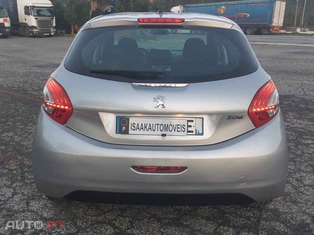 Peugeot 208 1.4 HDi Active