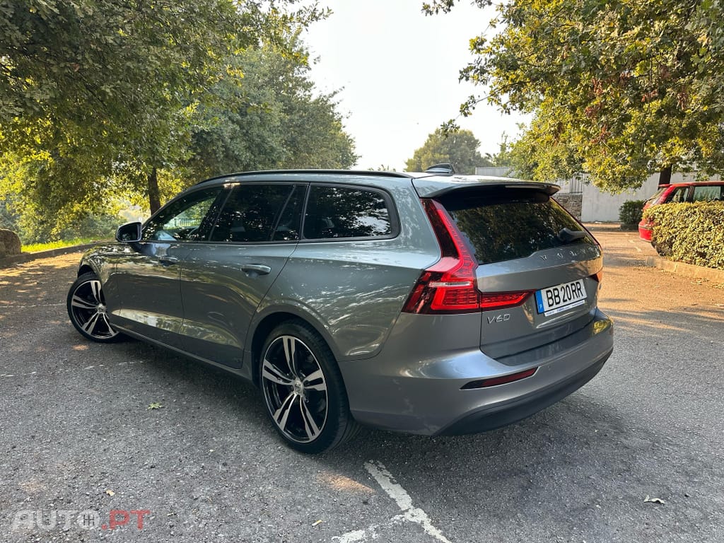 Volvo V60 2.0 D3 R-Design Geartronic