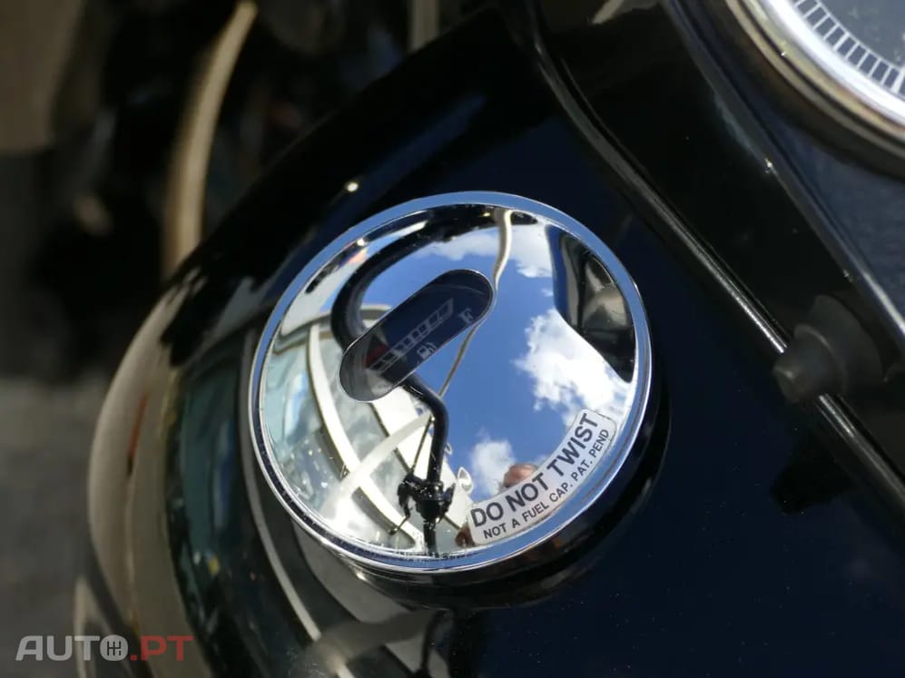 Harley Davidson FLST Soft Tail c/ injeção c/ radiador óleo