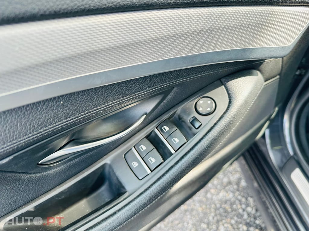BMW 525 d xDrive Pack M Auto